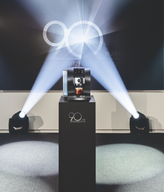 Jura cumple 90 años